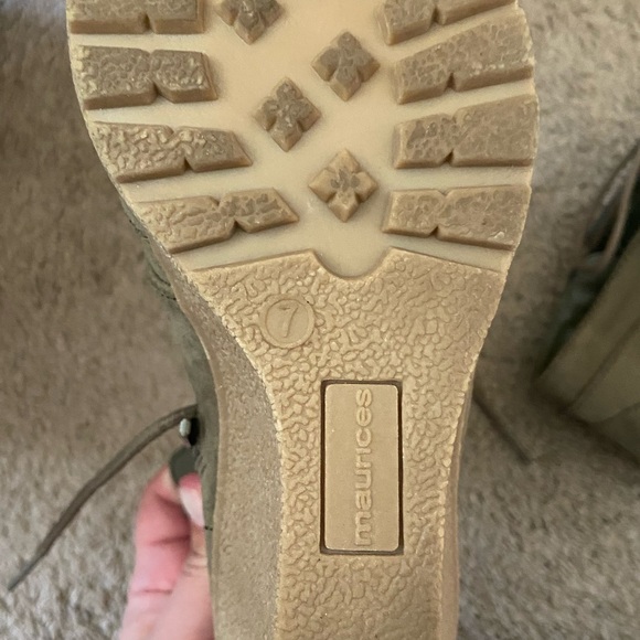 Size 7, Maurices wedges - Picture 3 of 3
